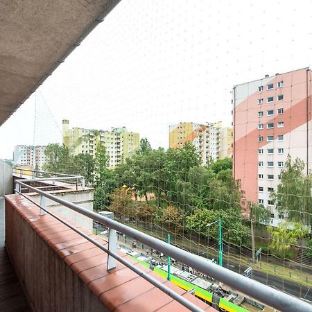 Super-Apartamenty Targi Poznanskie Exterior photo